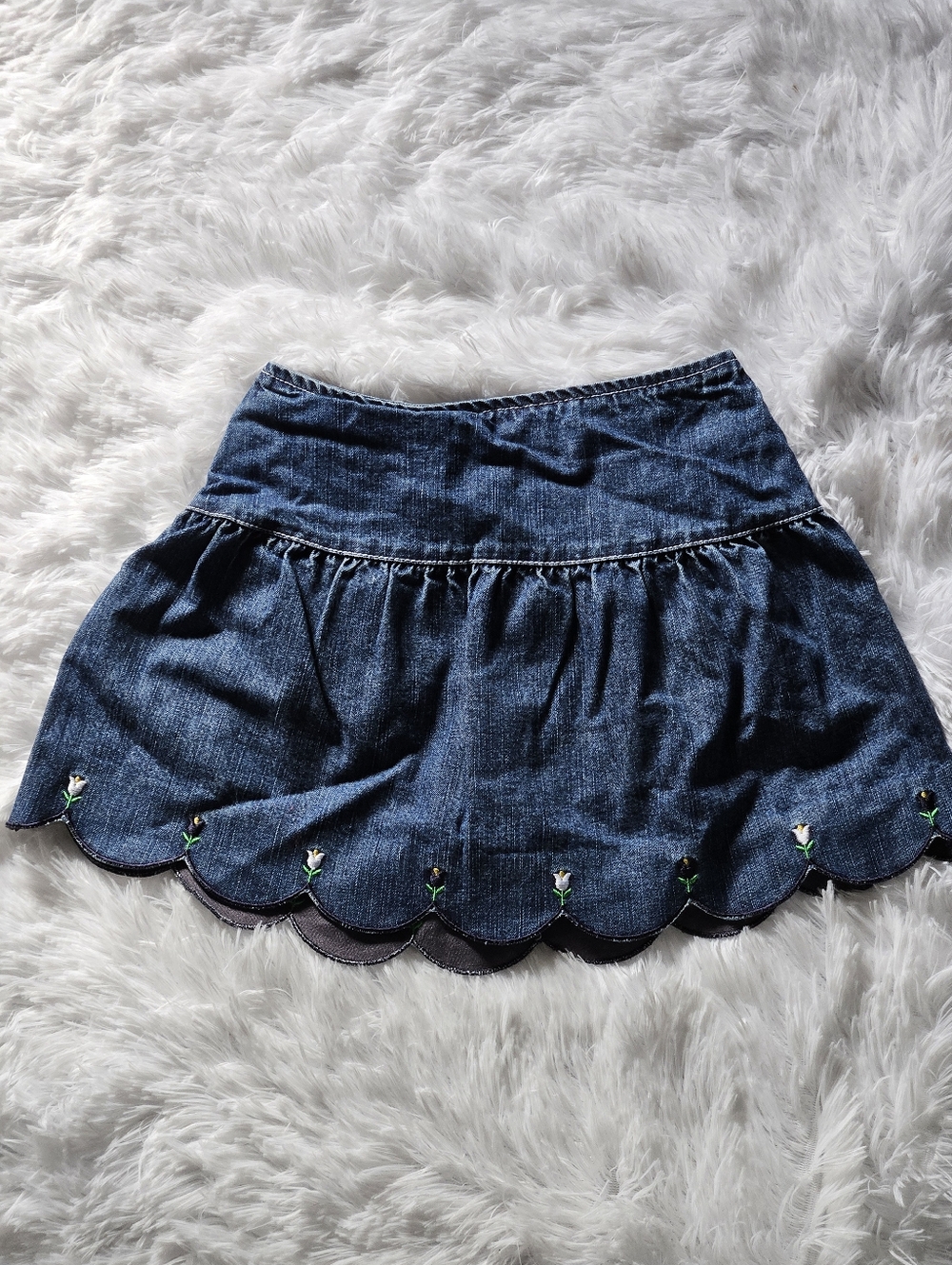 Denim Scalloped Mini Skirt with Embroidered Floral Detail Vintage Gymboree 4